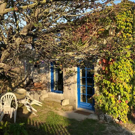 Un Authentique A La Holiday home Saint-Froult