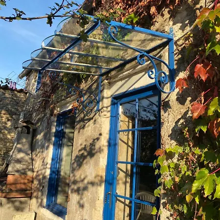 Un Authentique A La Holiday home